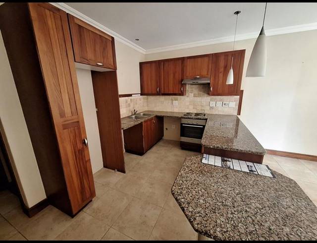 2 BEDROOM APARTMENT FOR SALE IN NEWLANDS